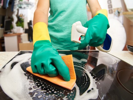 Local Hampstead cleaning service for kitchens and living spaces